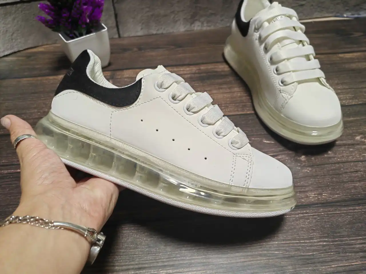 Женские кроссовки новые 36 размер - Обувь (Одежда) в Краснодар