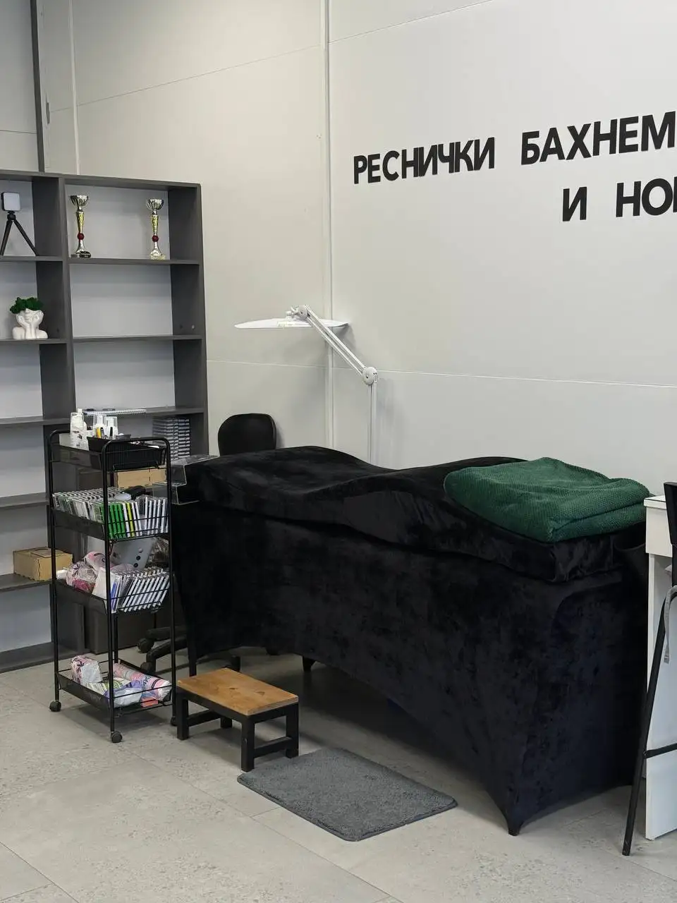 Сдается рабочее место для косметолога - Аренда рабочего места (Услуги) в Краснодар