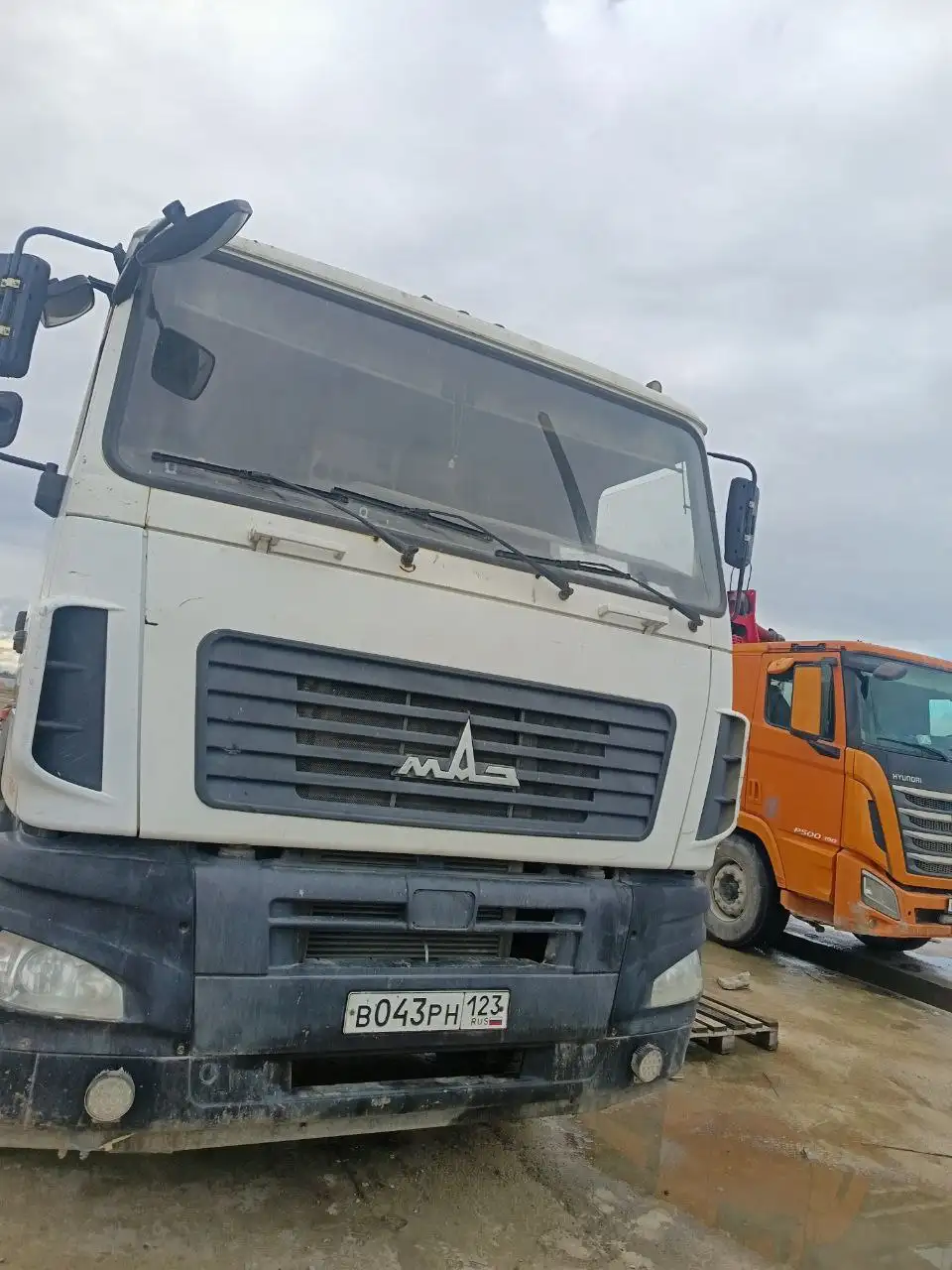 Продажа б/у миксера МАЗ 2014 года - Грузовики и спецтехника (Авто) в Краснодар