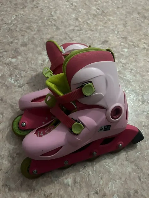 Продажа роликовых коньков для девочки - Аренда костюмов в Краснодар