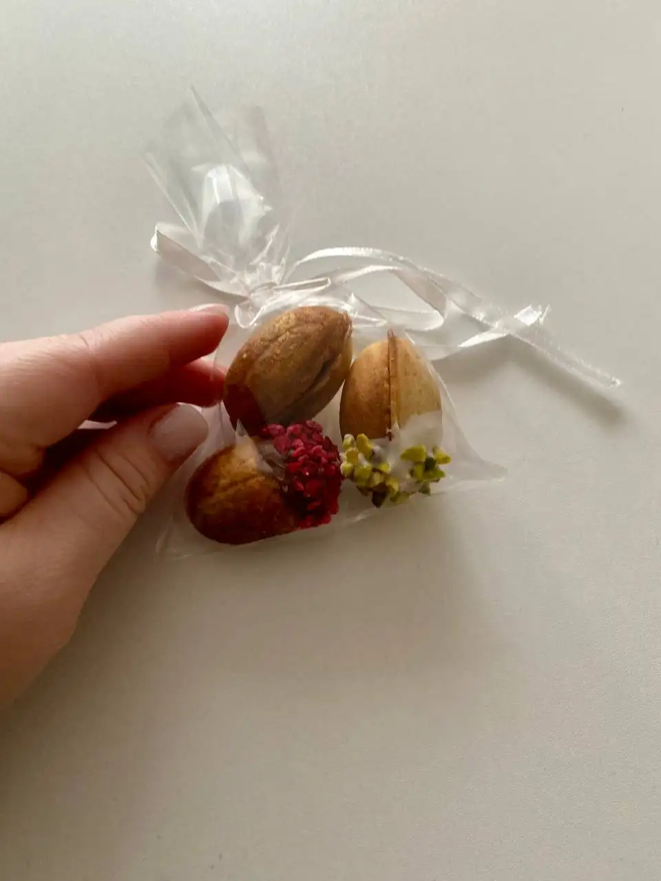 Наборы орешков с миндалем и скорлупки - Барахолка в Краснодар