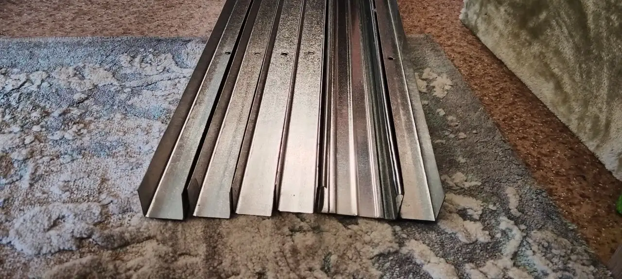 Профили направляющий и потолочный Knauf - Строительные материалы (Запчасти) в Краснодар