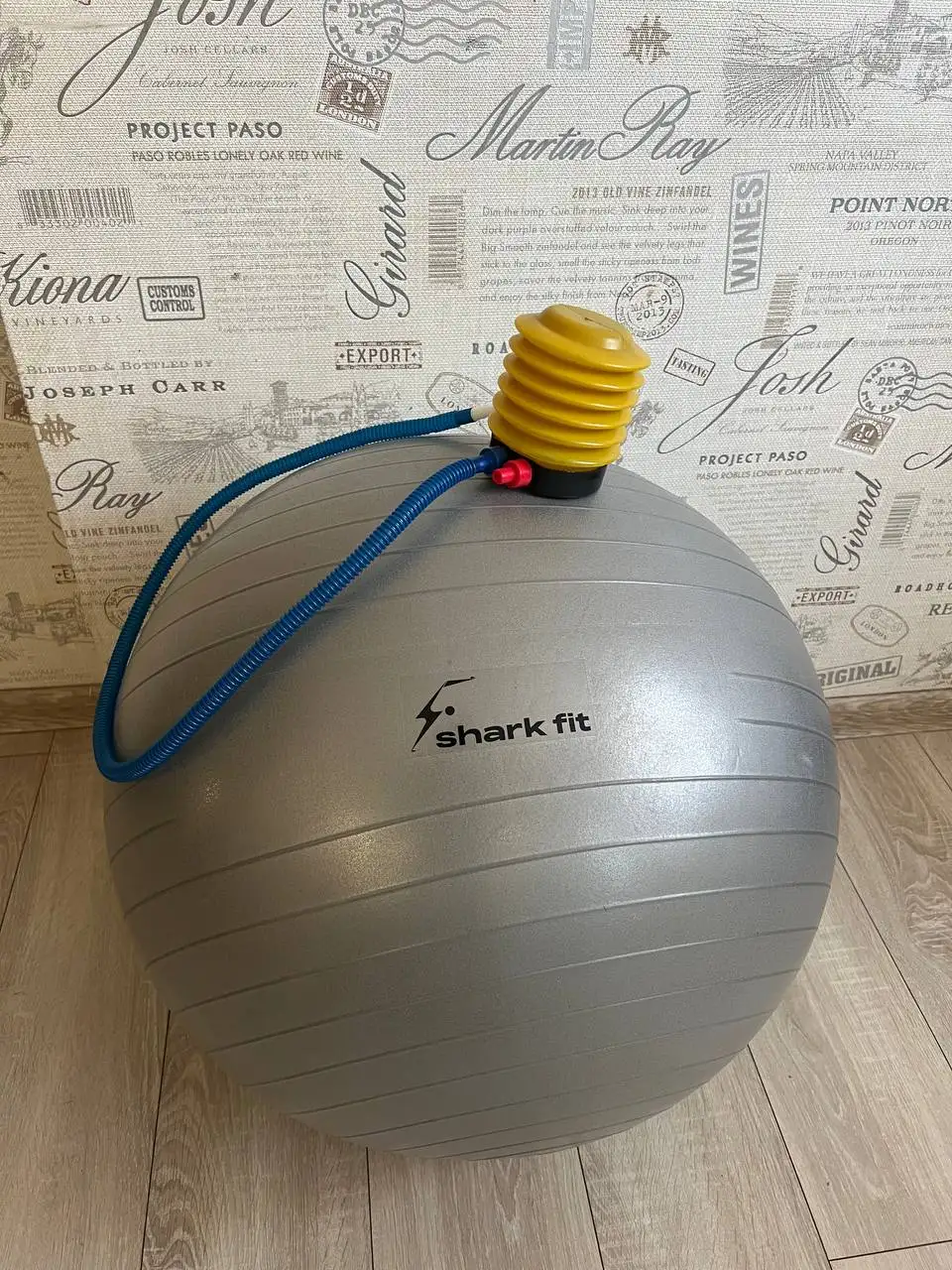 Детские товары: кроватка, стульчик, электрокачели, фитбол, подушка, каталка - Товары для детей в Краснодар