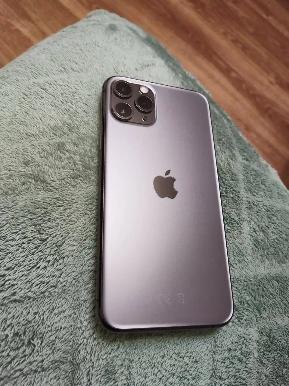 Смартфон в хорошем состоянии с пылью в камере - Смартфоны (Электроника) в Краснодар