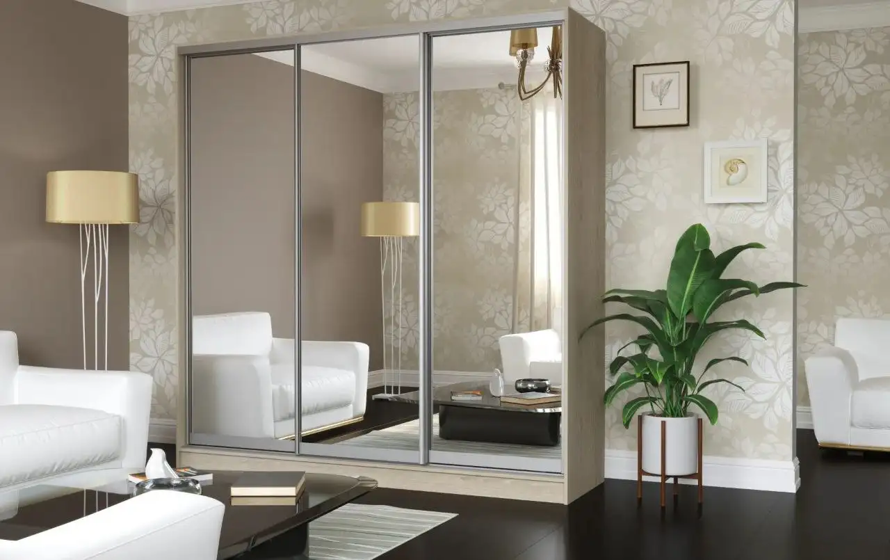 Шкафы-купе на любой вкус и размер в Краснодаре - Мебель (Для дома и дачи) в Краснодар