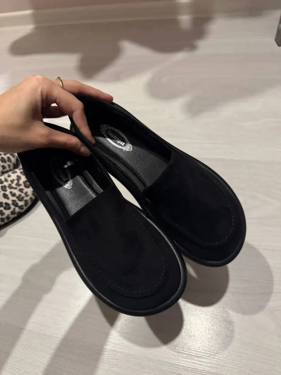 Продам новую обувь не подошла по размеру - Обувь (Одежда) в Краснодар