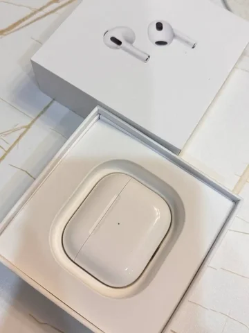 Продам наушники AirPods 3 оригинал - частное объявление в Краснодар