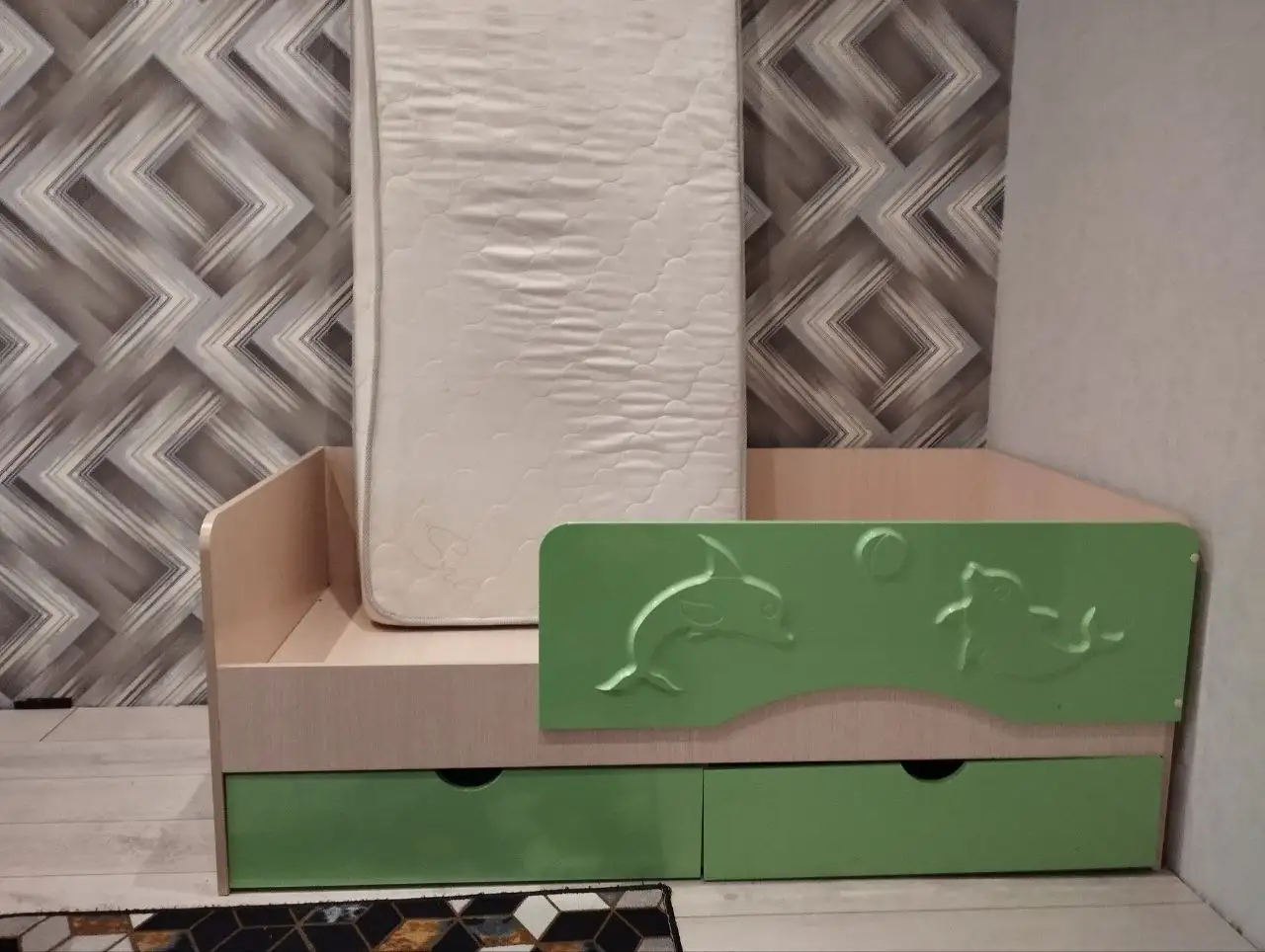 Продам детскую кровать с матрасом - Мебель (Товары для детей) в Краснодар