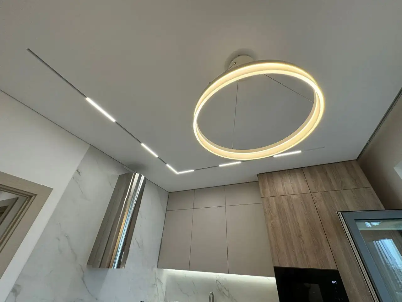 Услуги по установке натяжных потолков - Ремонт и строительство (Услуги) в Краснодар