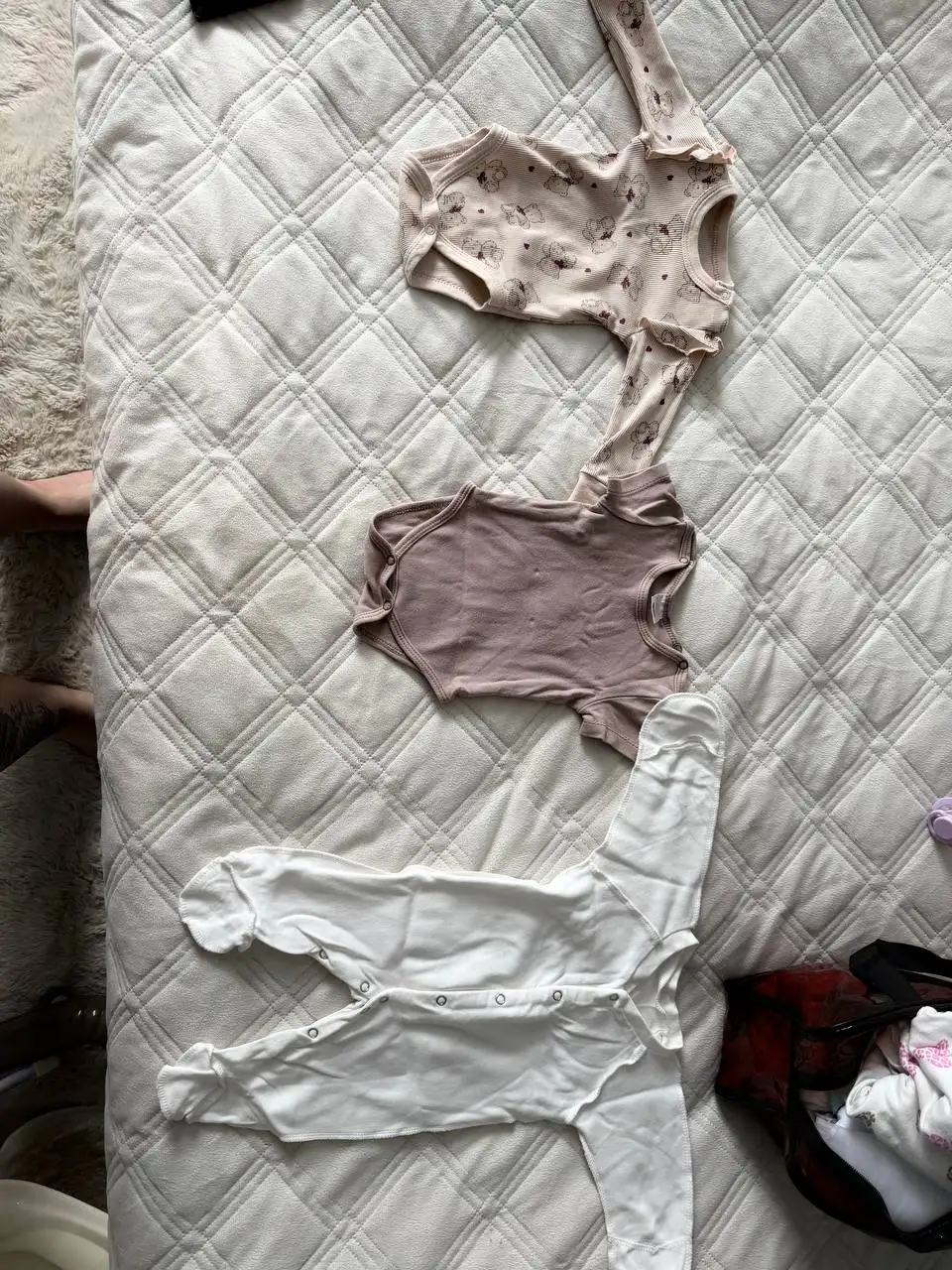 Продам детские вещи с 56 по 62 размер - Одежда (Товары для детей) в Краснодар