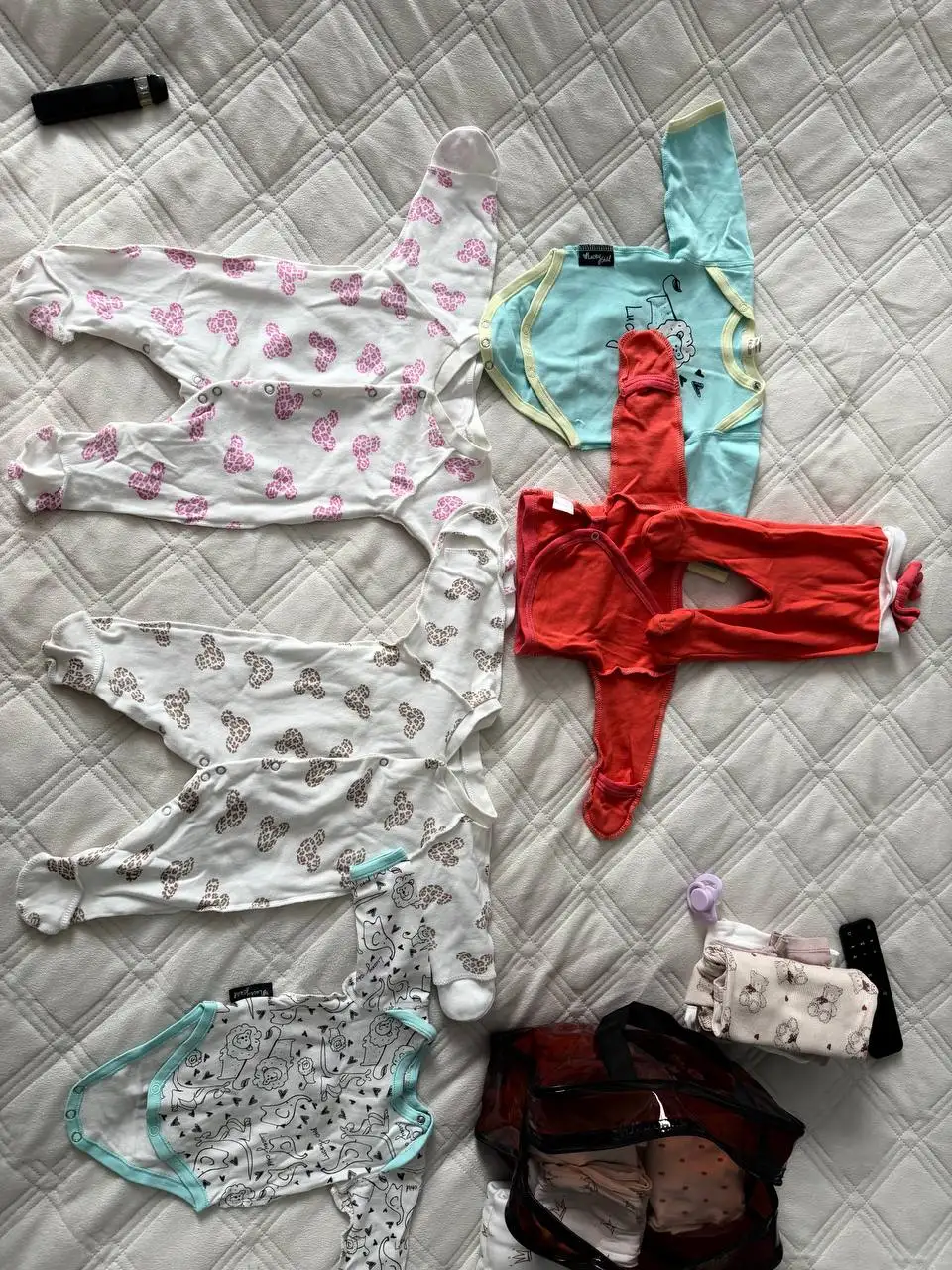 Продам детские вещи с 56 по 62 размер - Одежда (Товары для детей) в Краснодар