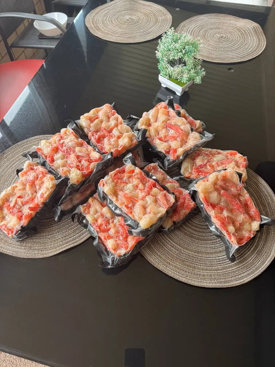 Продажа мяса краба и икры кеты - Продукты питания (Барахолка) в Краснодар