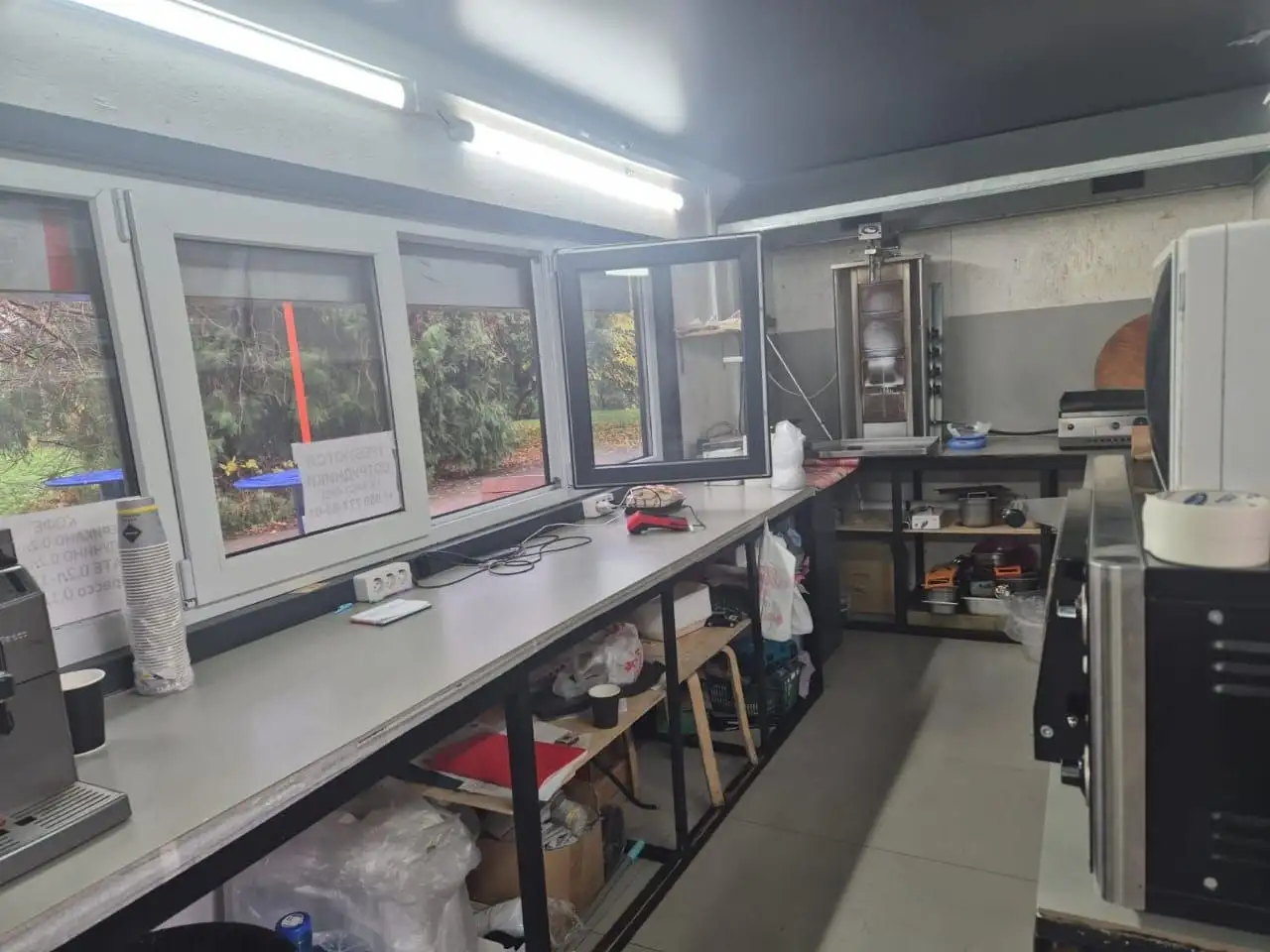 Продажа фудтрака 15м2 без техники - Торговое оборудование (Готовый бизнес и оборудование) в Краснодар