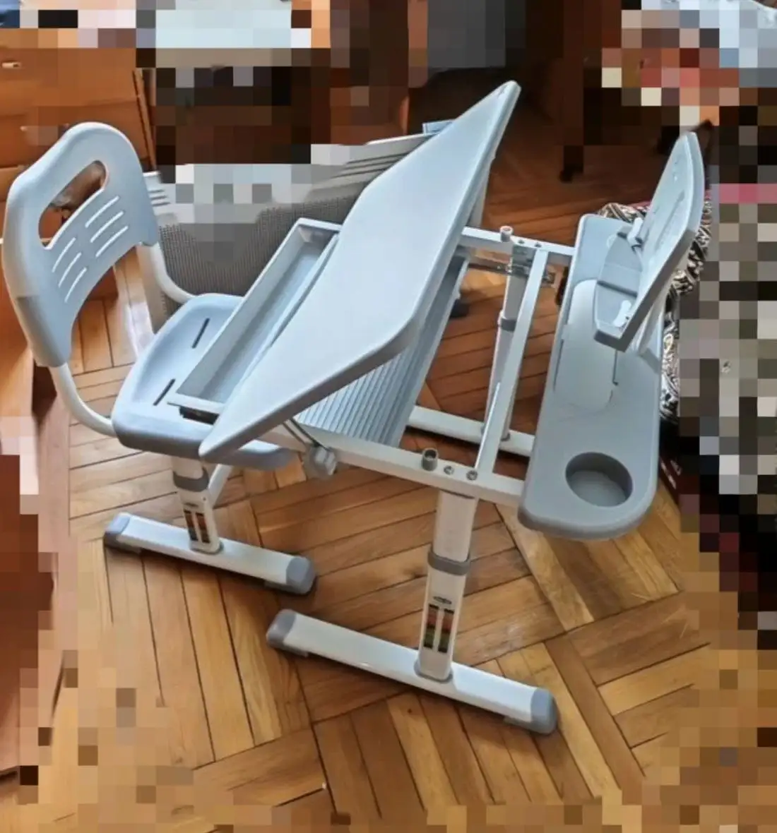 Школьная парта и стул регулируемые - Мебель детская (Товары для детей) в Краснодар