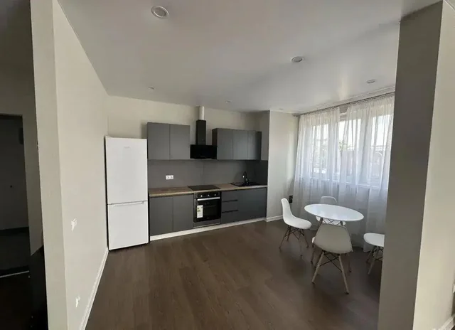 Стильная 2-комнатная квартира с евроремонтом в Прикубанском округе - Таунхаус в Краснодар