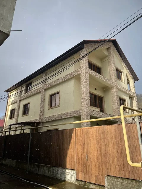 Продажа трехэтажного дома в Сочи для гостевого дома - Земля в Сочи