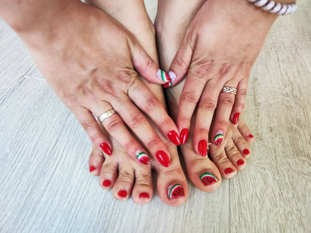 Ищу моделей на маникюр — отработка техники - Красота и здоровье (Услуги) в Краснодар