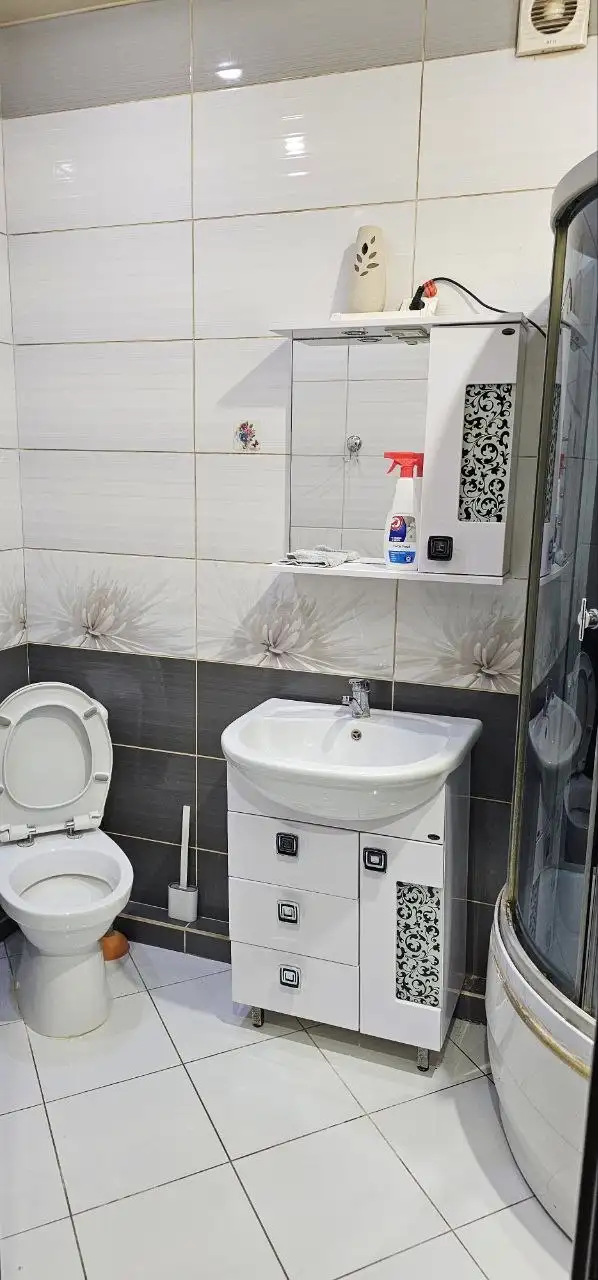 Сдам комнату с коммунальными услугами - Сдам (Недвижимость) в Краснодар