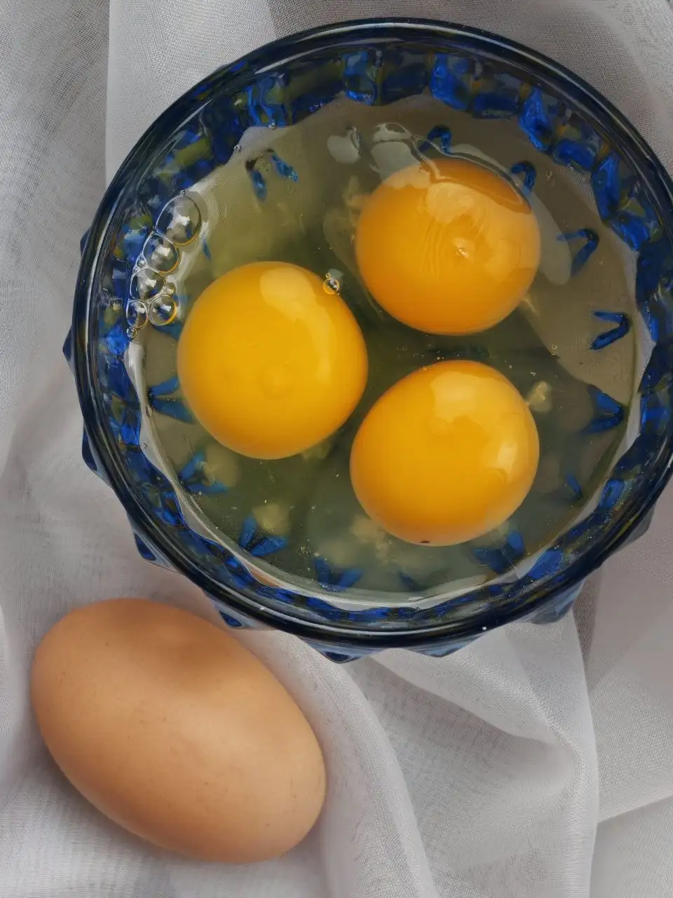 Свежие деревенские яйца - Барахолка в Краснодар