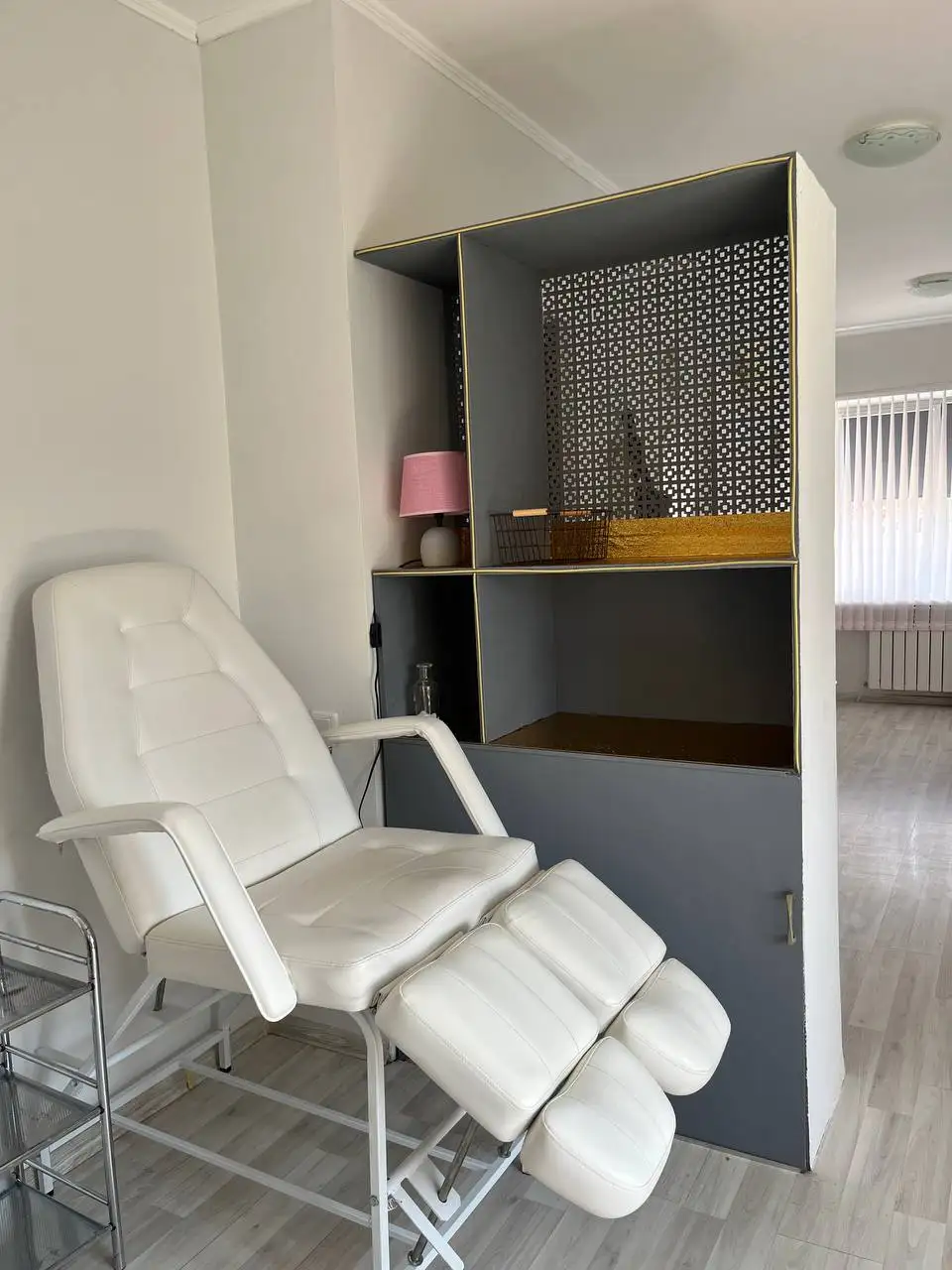 Аренда рабочего места в центре для мастеров бьюти сферы - Аренда помещений (Услуги) в Краснодар