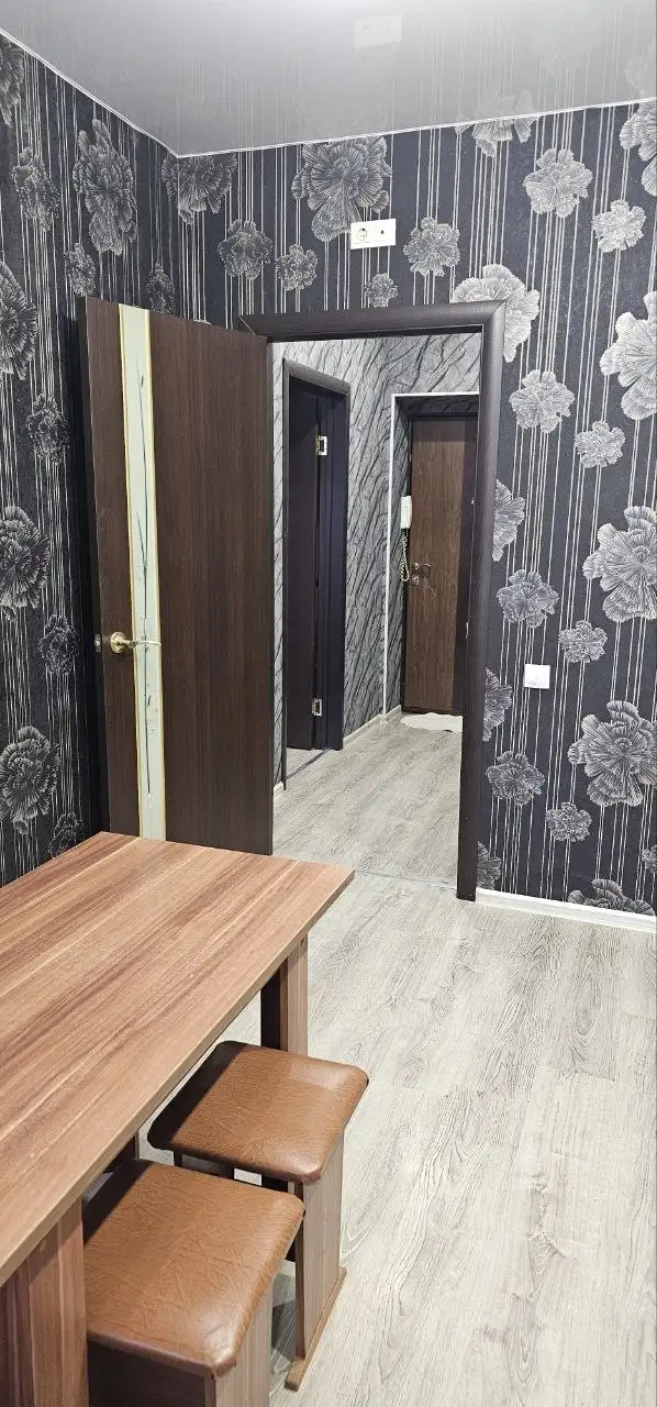 Сдам квартиру на Московской - Аренда комнат (Недвижимость) в Краснодар