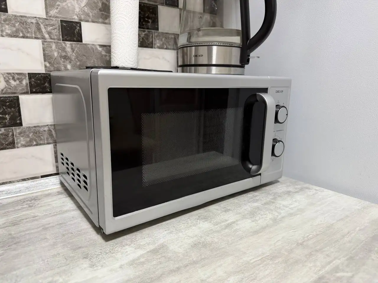 Продажа мебели и микроволновой печи - Барахолка в Краснодар