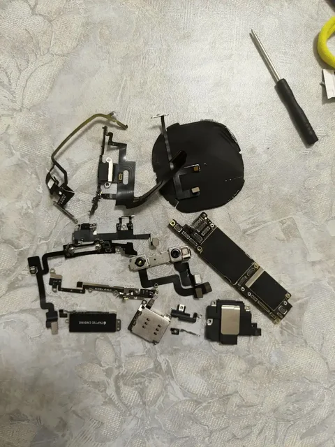 Продажа iPhone XR в Чебоксарах - Телевизоры и смартфоны в Чебоксары