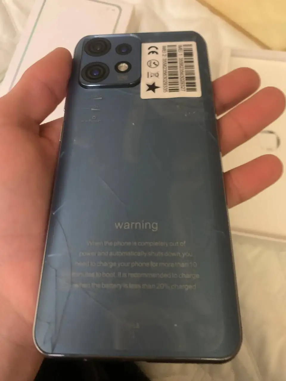 Разбита задняя крышка iPhone - Смартфоны (Электроника) в Чебоксары