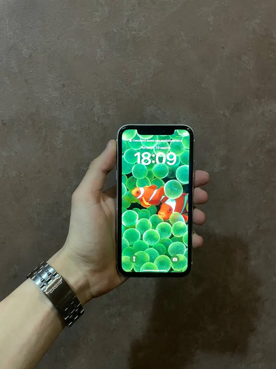 Продам iPhone Xr 64 ГБ белый отличное состояние - Смартфоны (Электроника) в Чебоксары