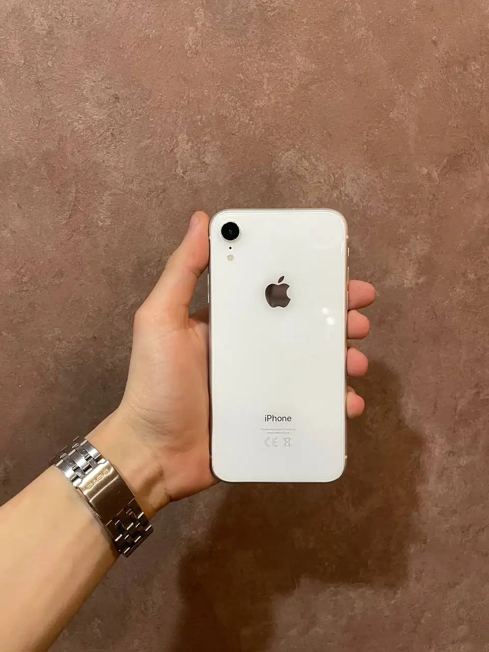 Продам iPhone Xr 64 ГБ белый отличное состояние - Смартфоны (Электроника) в Чебоксары