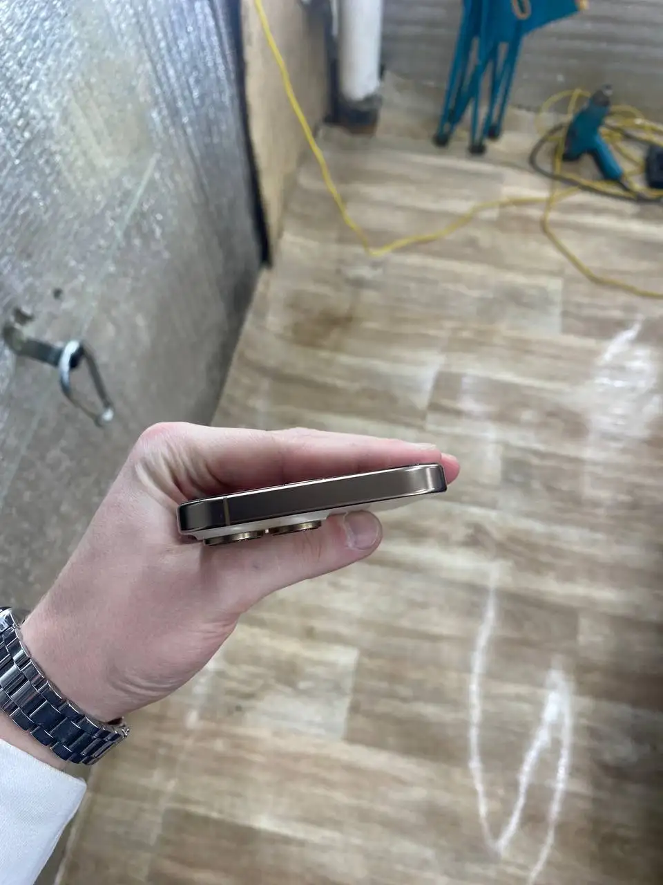 Продажа iPhone 16 Pro Max с замененным OLED экраном - Смартфоны (Электроника) в Чебоксары