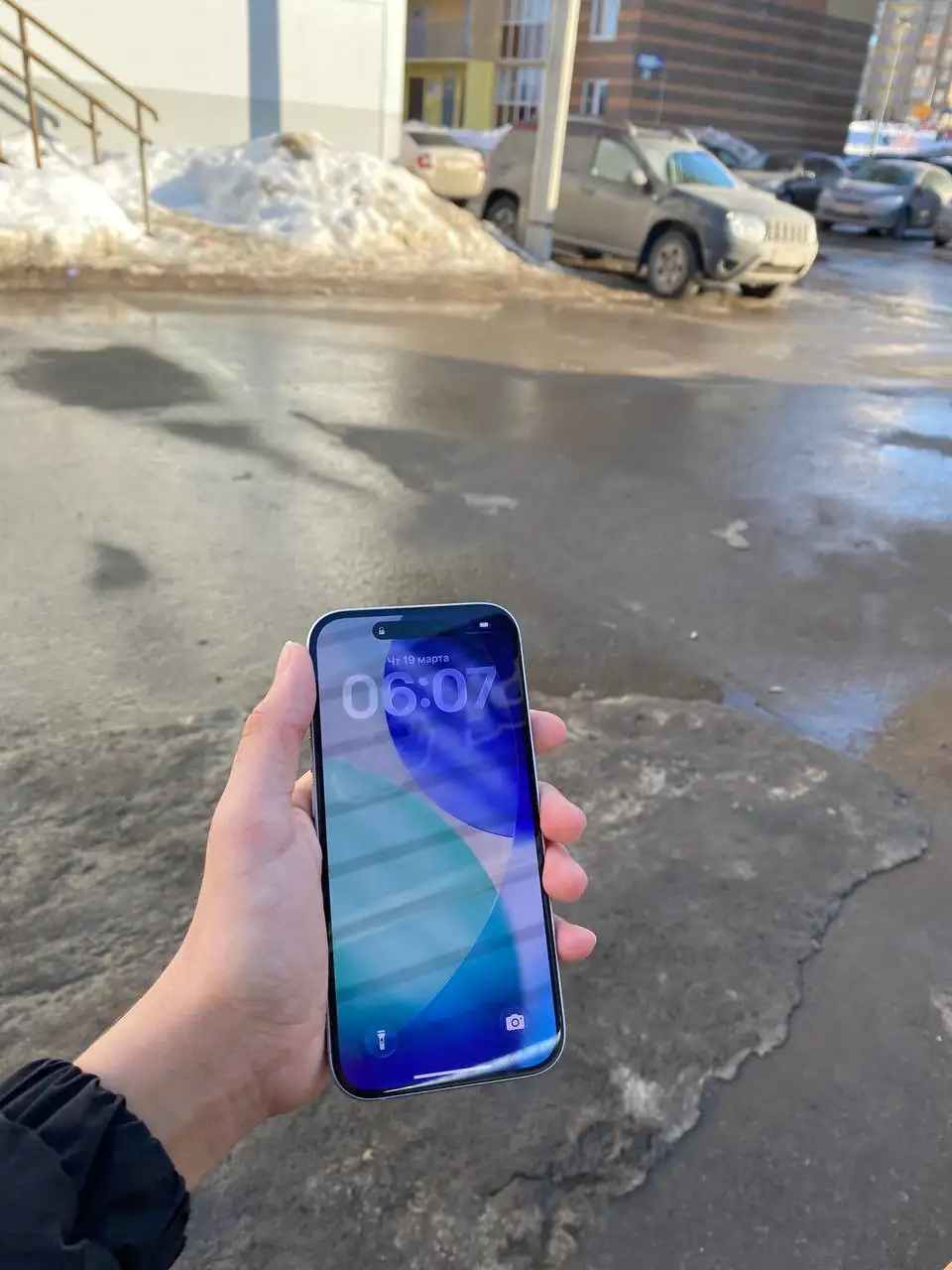 Продажа iPhone 15 128GB - Смартфоны и телефоны (Электроника) в Чебоксары