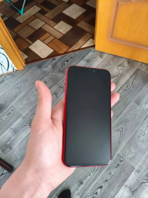 Продажа Apple iPhone 11 на 64 ГБ - Аккумуляторы для телефонов в Чебоксары