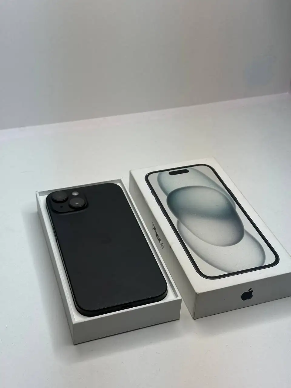 Продам iPhone 15 Black в идеальном состоянии - Смартфоны (Электроника) в Чебоксары