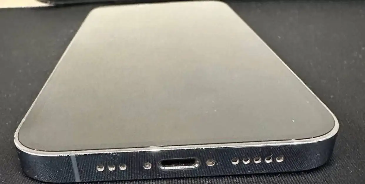 Apple iPhone iOS 18 - Смартфоны (Электроника) в Чебоксары