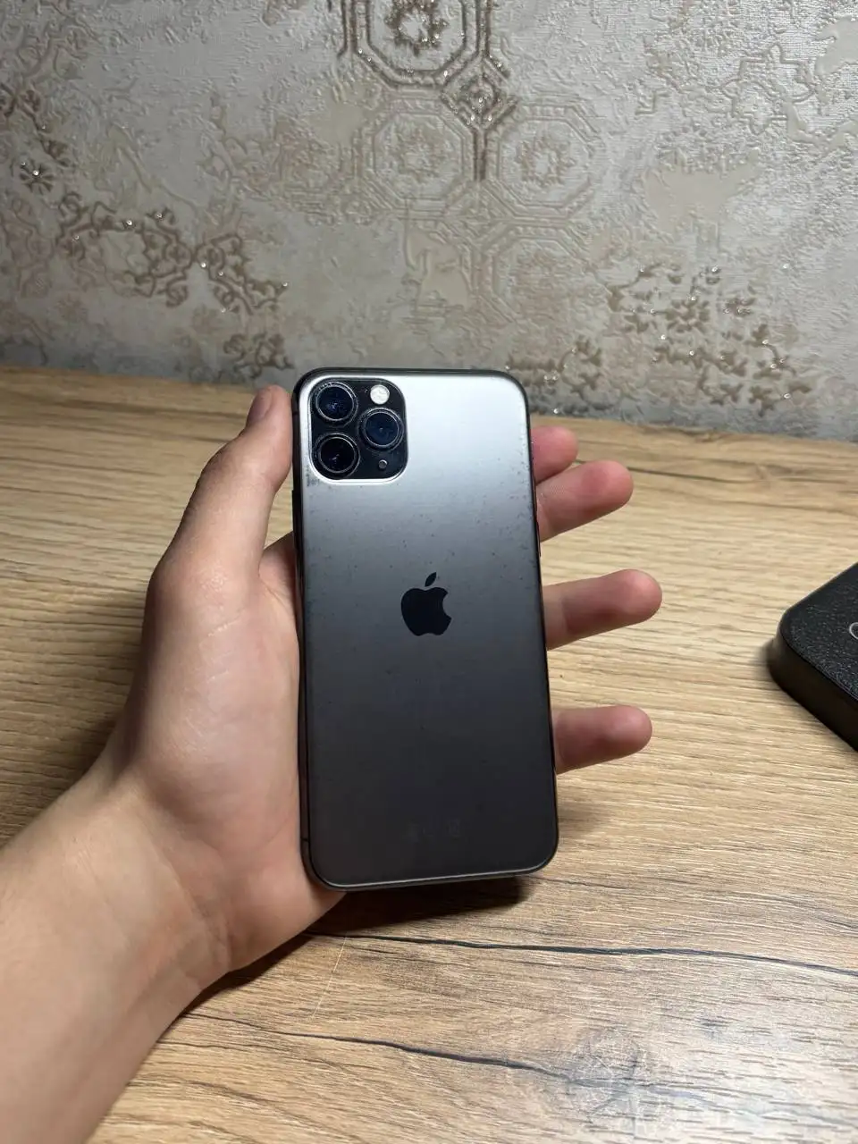 Продам iPhone 11 Pro с замененным аккумулятором и экраном - Смартфоны (Электроника) в Чебоксары
