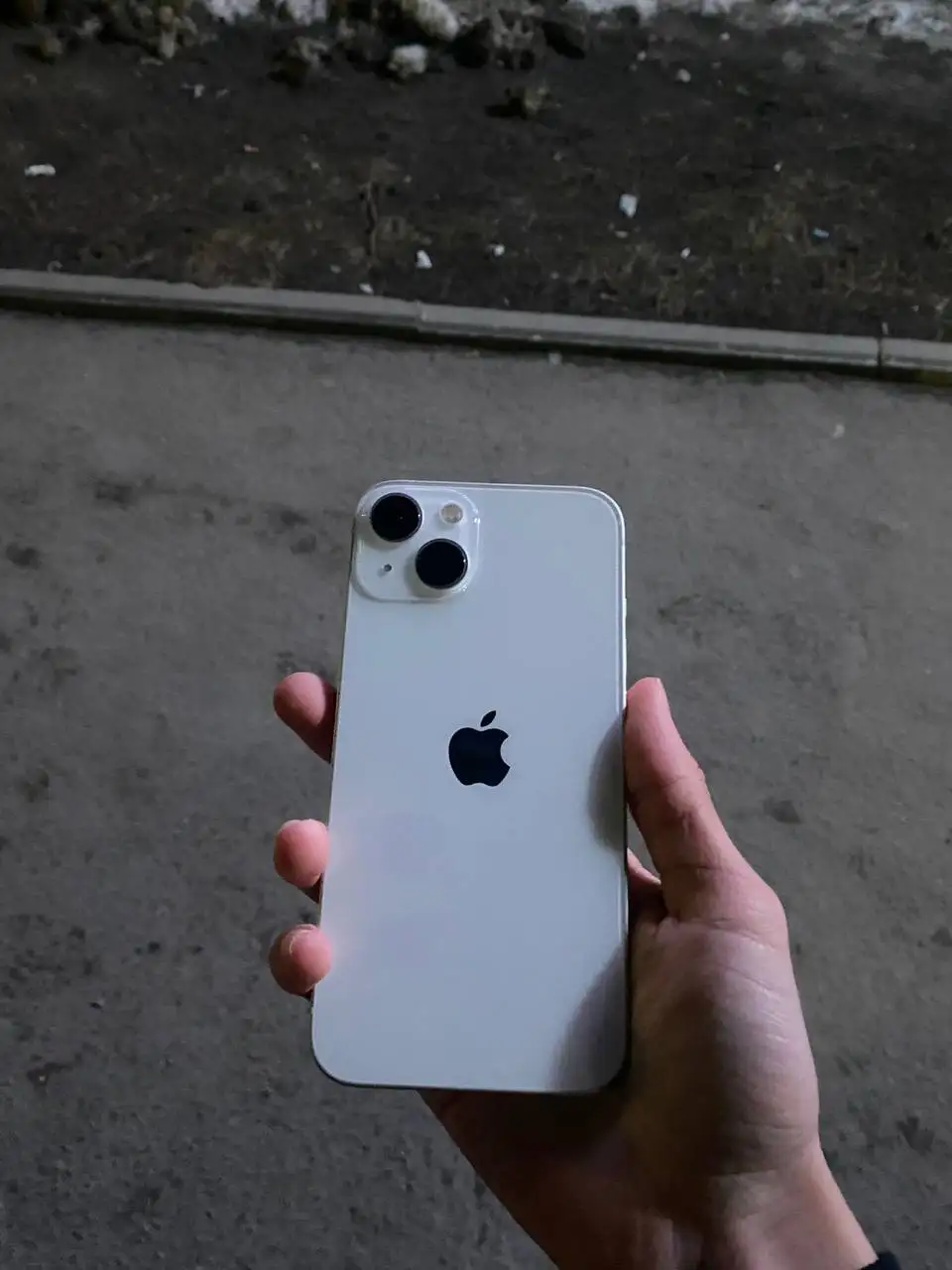 Продажа/обмен iPhone 11 Pro и iPhone 13 - Смартфоны (Электроника) в Чебоксары