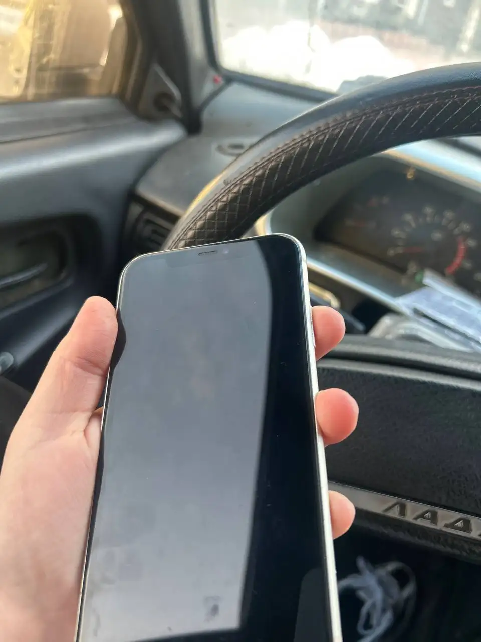 Продам iPhone 11 128 ГБ в хорошем состоянии - Смартфоны и телефоны (Электроника) в Чебоксары