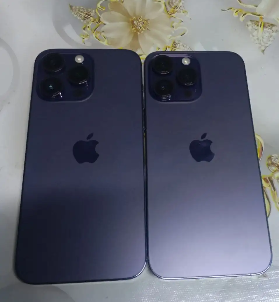 Продажа двух iPhone 14 Pro Max - Смартфоны (Электроника) в Чебоксары