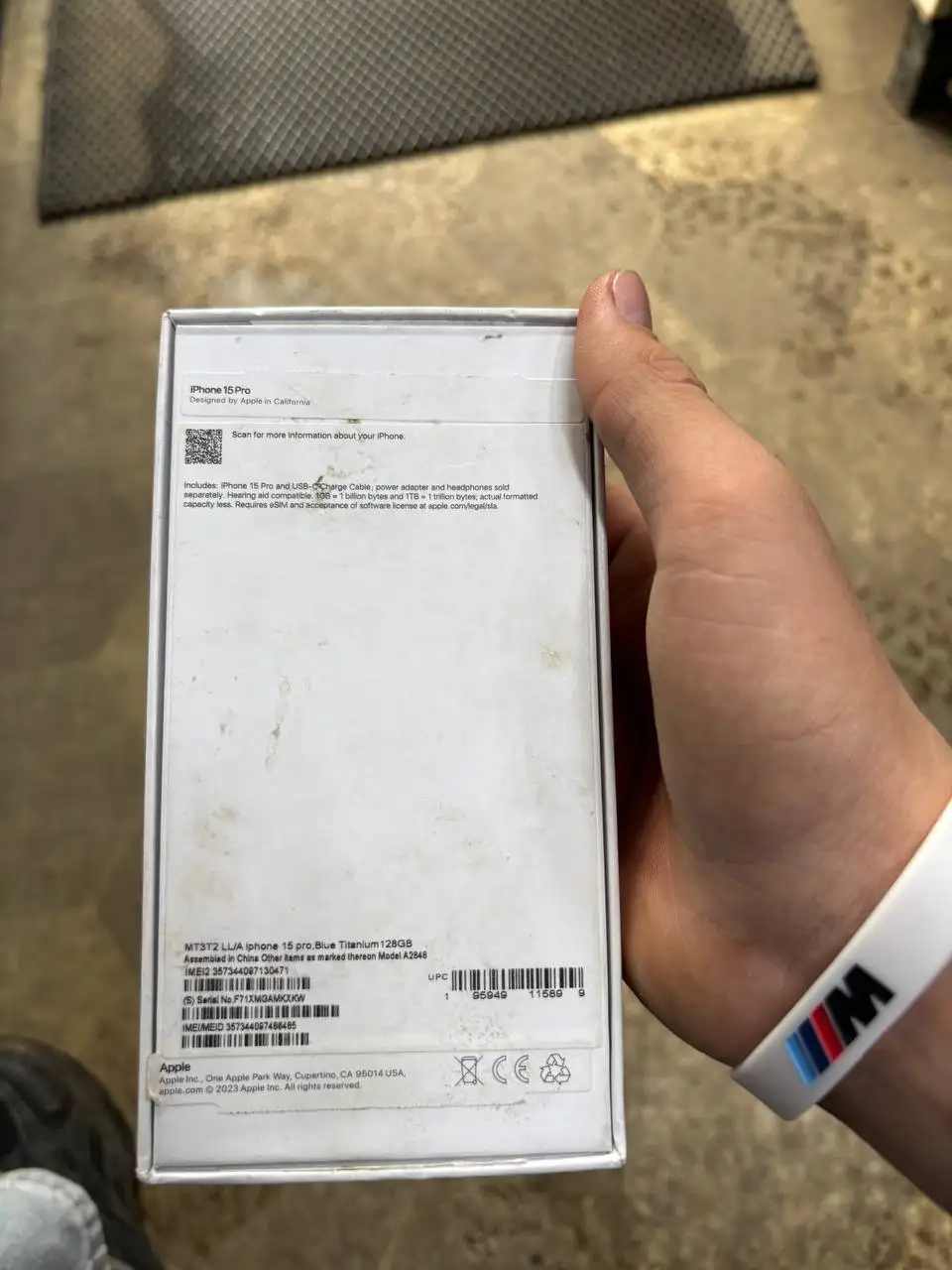 Продам коробку от iPhone 15 Pro - Аксессуары для телефонов (Барахолка) в Чебоксары