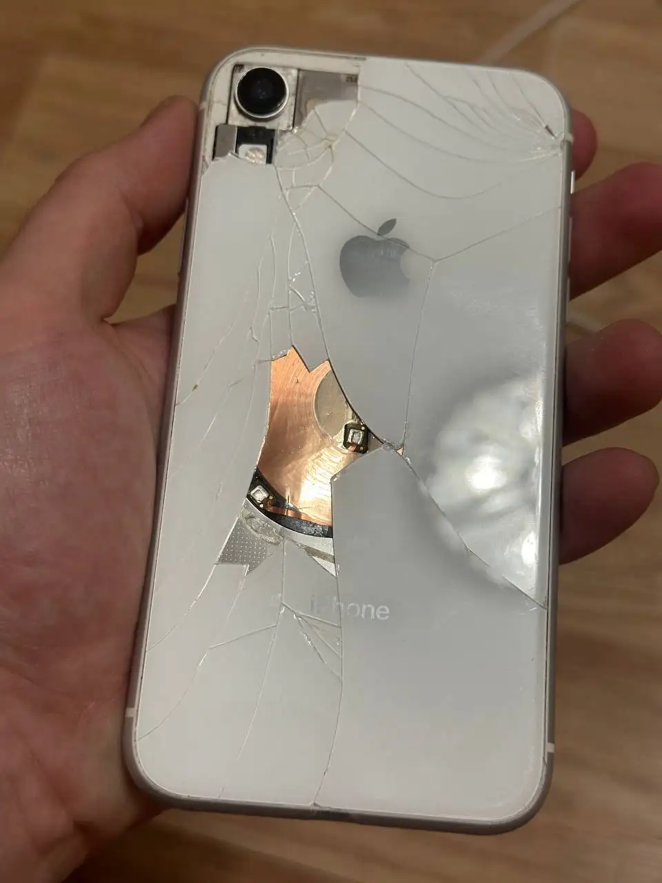 Продажа нерабочих Apple iPhone XR и 12 mini - Смартфоны (Электроника) в Чебоксары