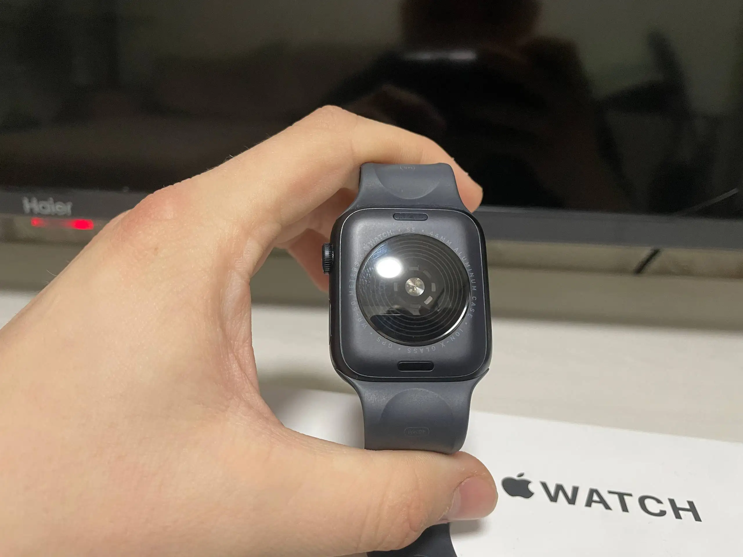 Продам Apple Watch SE GPS 44mm Midnight 2-го поколения (2024 года) - Часы (Электроника) в Чебоксары