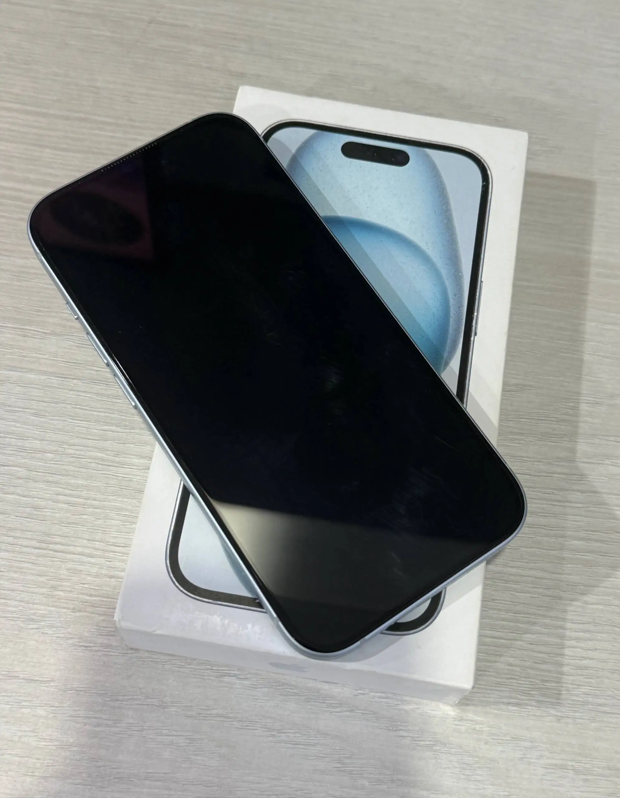 Продам iPhone 15 256 ГБ в отличном состоянии - Смартфоны (Электроника) в Чебоксары