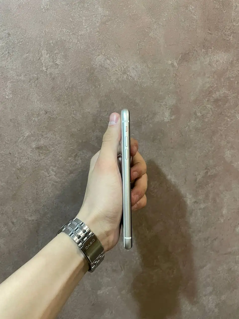 Продажа iPhone 11 128 ГБ в белом цвете - Смартфоны (Электроника) в Чебоксары