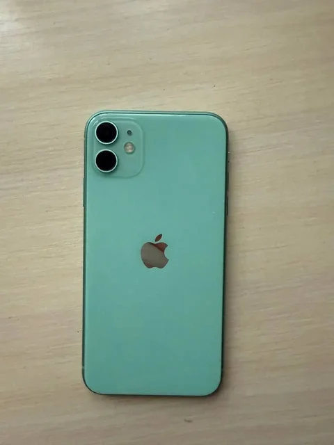 Продам iPhone 11 128GB 83% аккумулятора - Смартфоны в Чебоксары