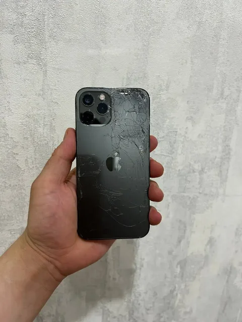 Продам iPhone 12 Pro 128gb с повреждениями - Смартфоны в Чебоксары