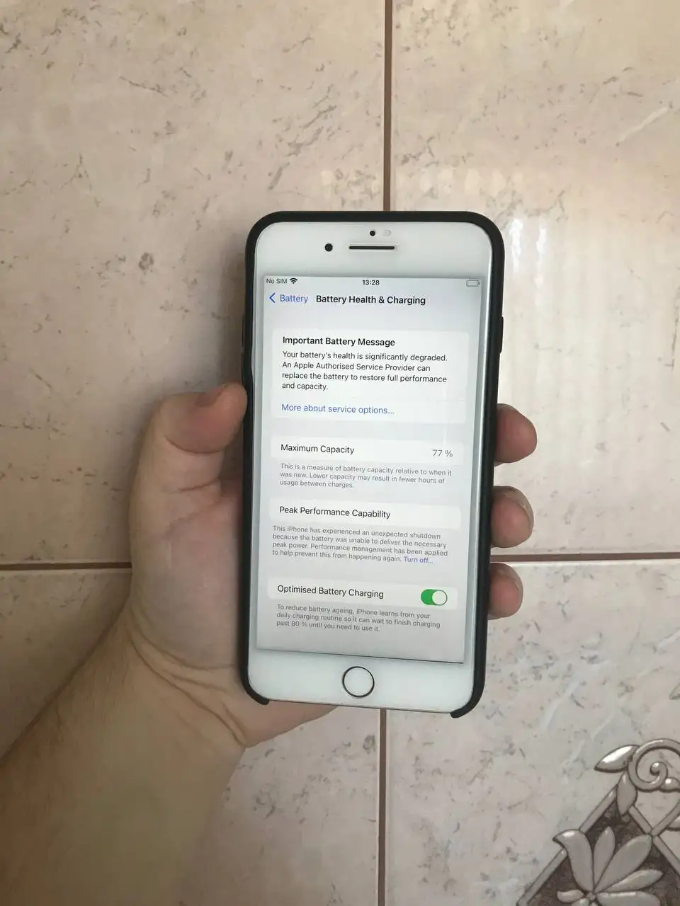 Apple iPhone 8+ 64GB - Смартфоны (Электроника) в Чебоксары