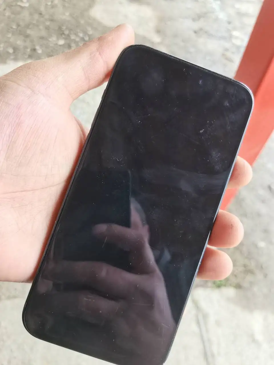 Продается iPhone 15 Plus с царапинами на экране - Смартфоны (Электроника) в Чебоксары