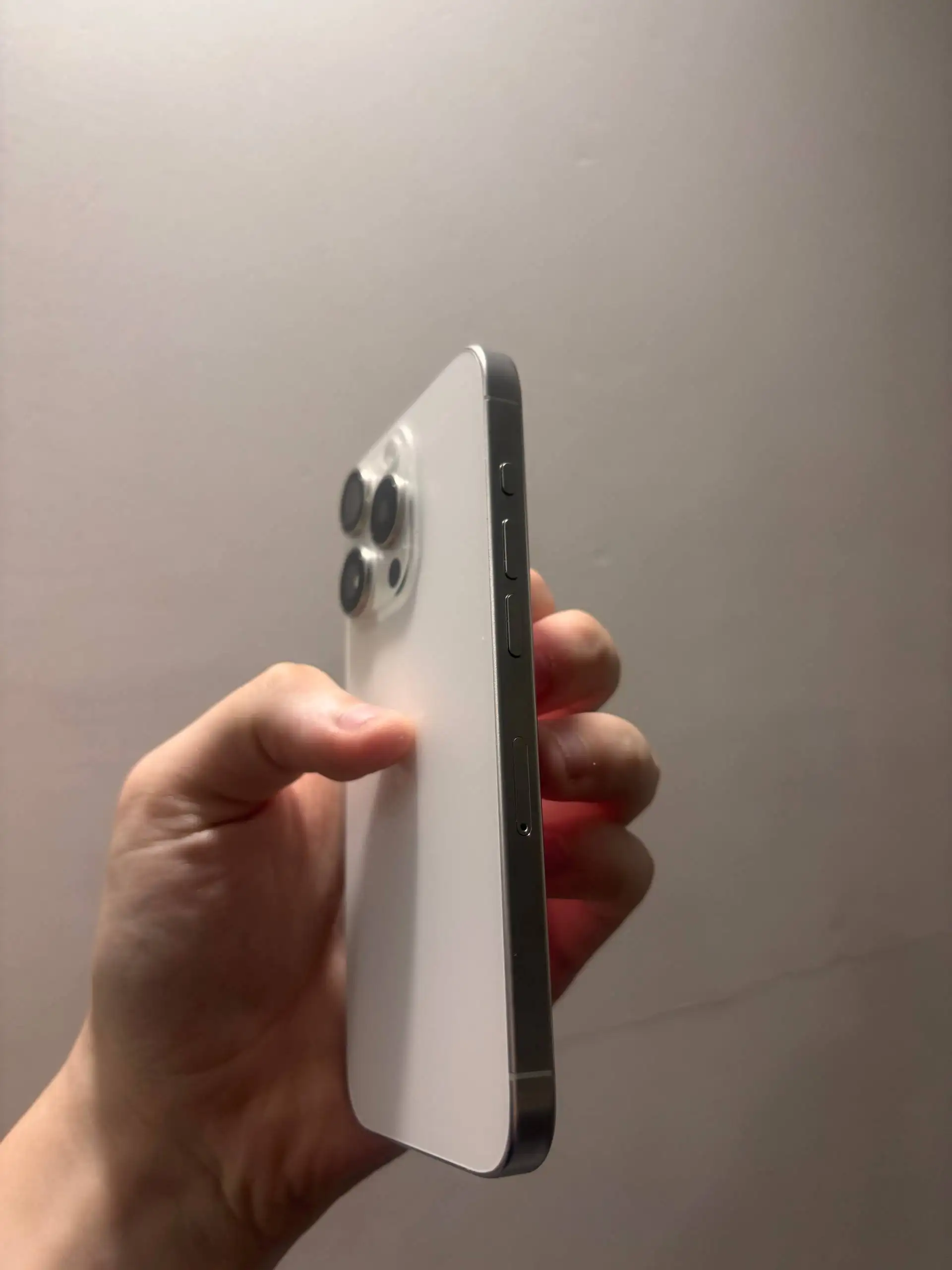 Продам iPhone 15 Pro 128 ГБ - Смартфоны (Электроника) в Чебоксары