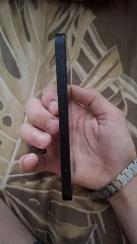 Обмен мини iPhone 12 - Смартфоны (Электроника) в Чебоксары